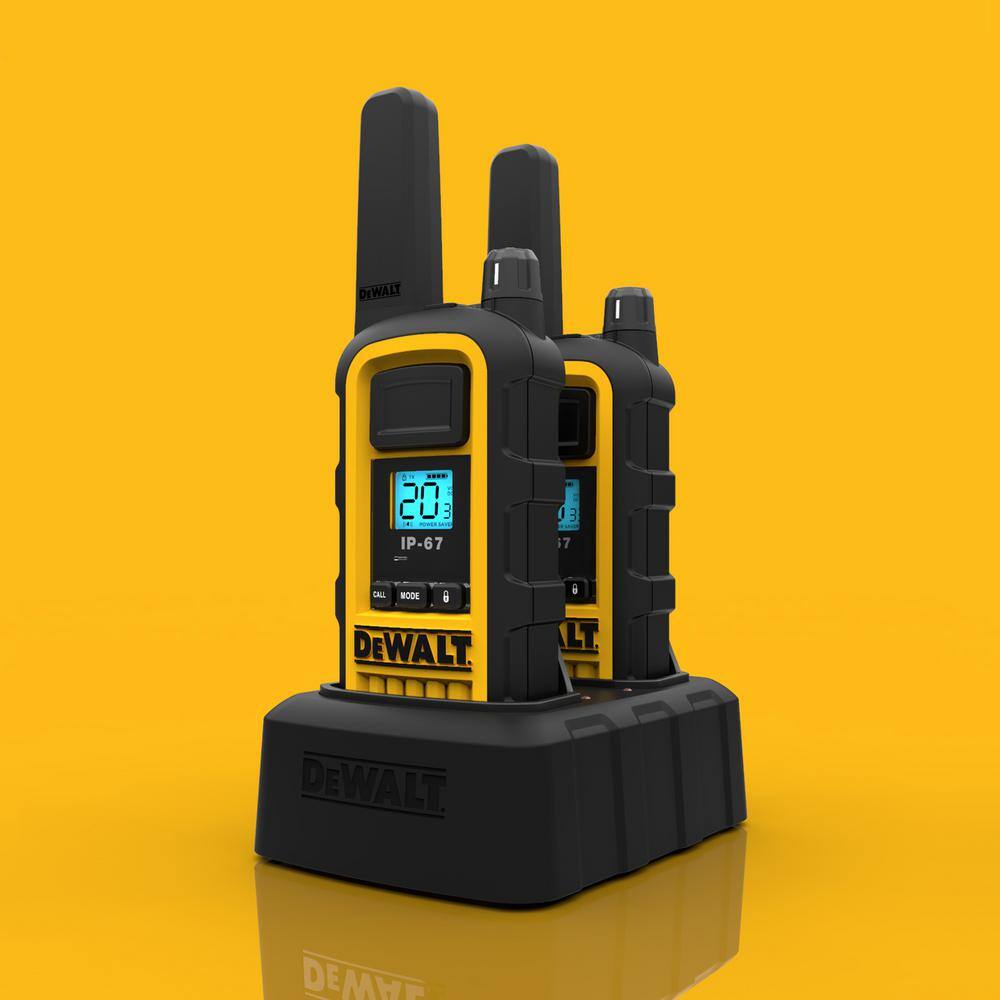 DW DXFRS800 Heavy-Duty 2-Watt Walkie Talkies (2-Pack) DXFRS800