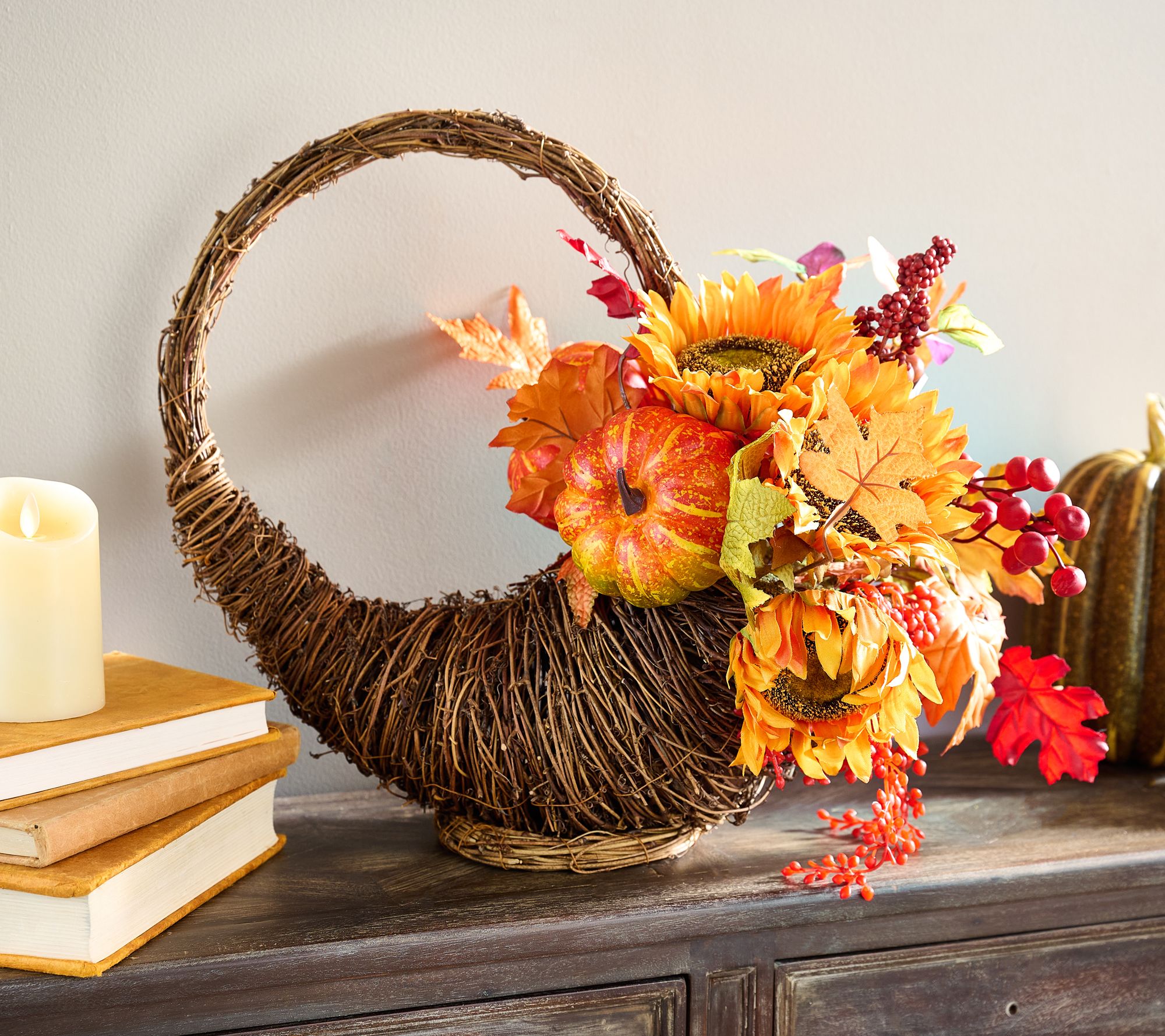 Cornucopia with Pumpkins， Sunflowers and Leaves by Valerie