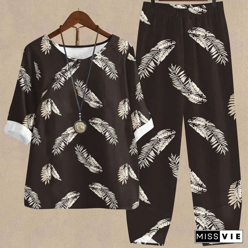 Women's Half Sleeve Scoop Neck Feather Printed Buttons Top & Pockets Design Long Pants Set