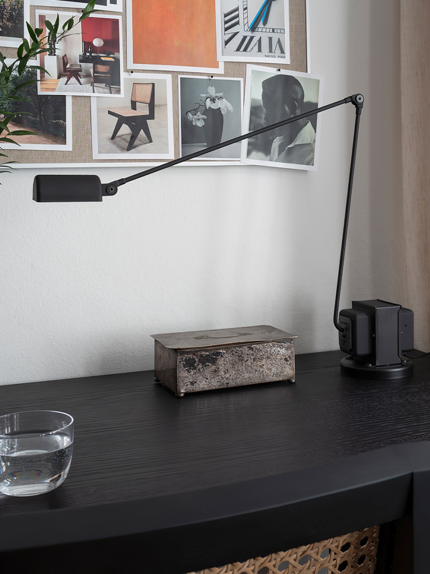 Dynamo Table Lamp