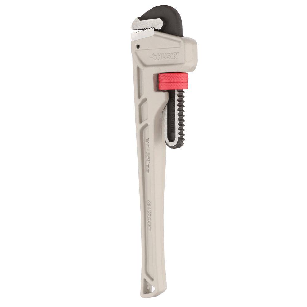 Husky 14 in. Aluminum Pipe Wrench with 1-12 in. Jaw Capacity WG-40A-14AL