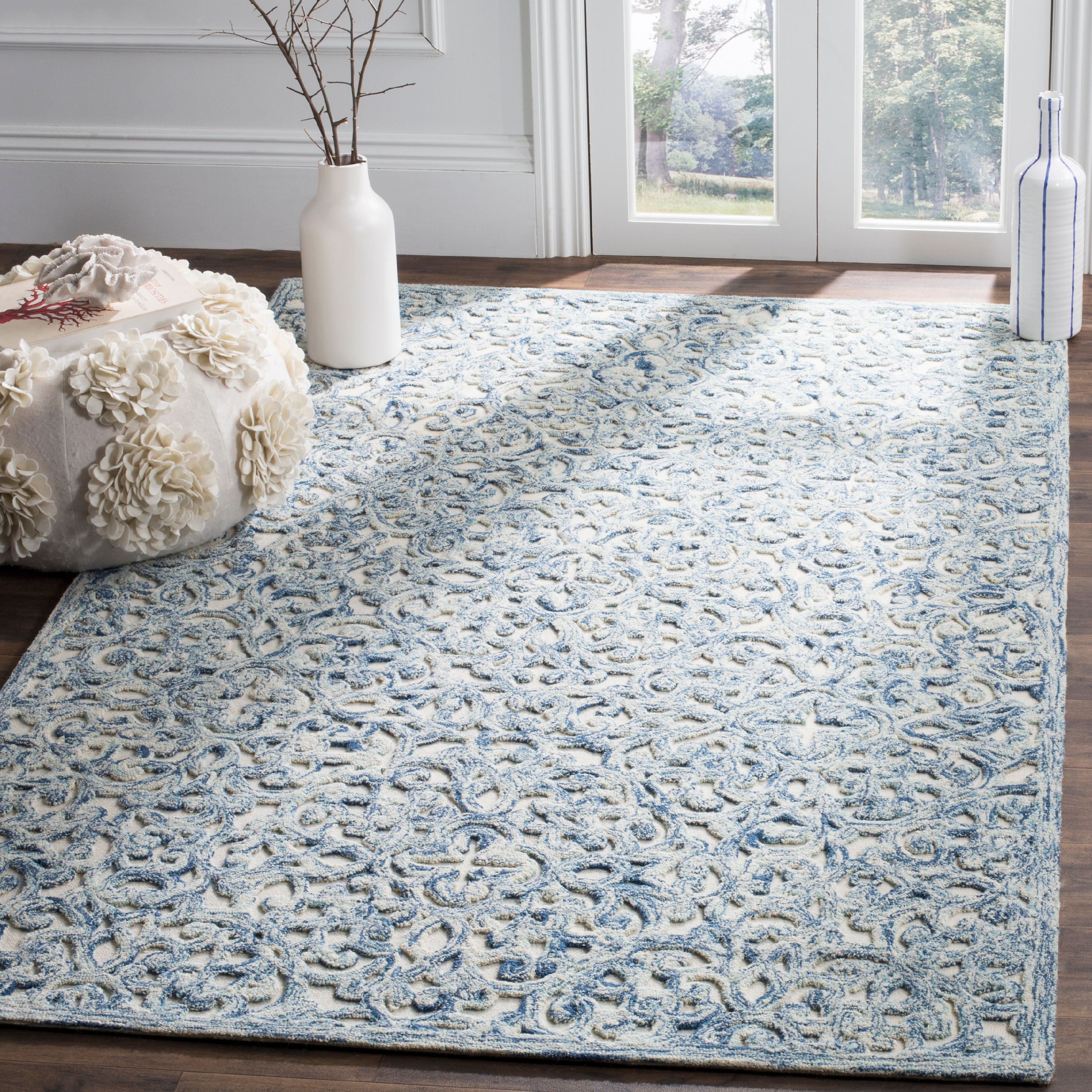 SAFAVIEH Trace Bryan Geometric Floral Wool Area Rug, Blue/Ivory, 5' x 8'