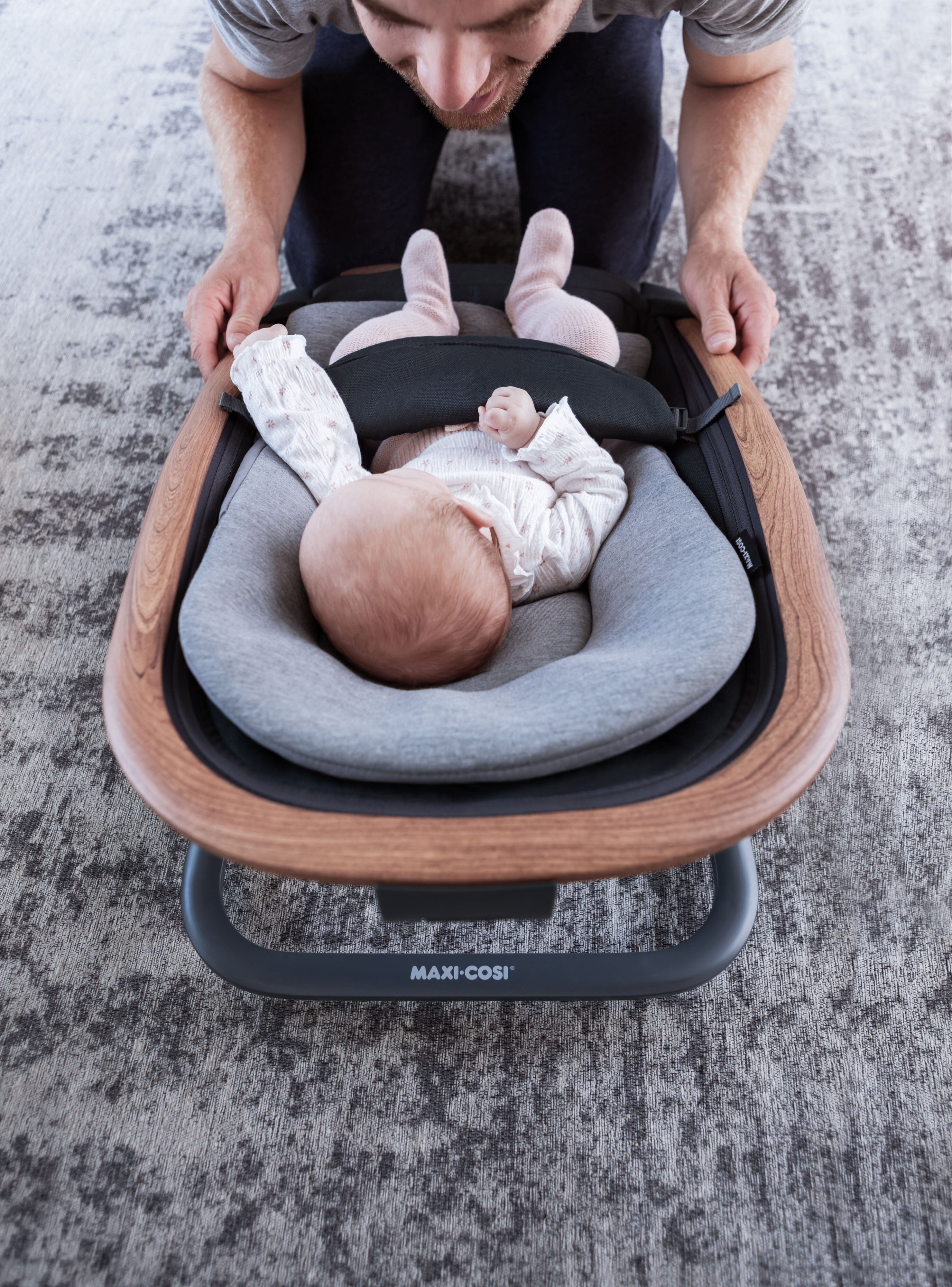 maxi-cosi-2-in-1-kori-lightweight-rocker