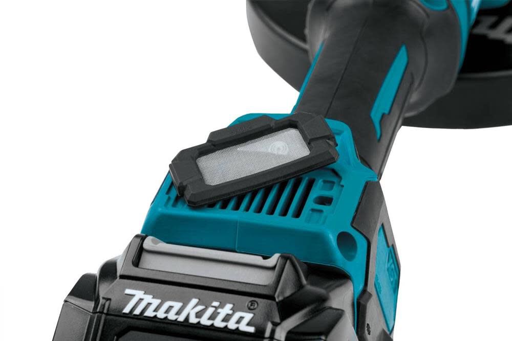 Makita XGT 40V max 7