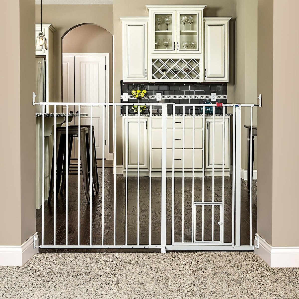 Carlson Pet Products Maxi Extra Tall Walk-Thru Gate with Pet Door