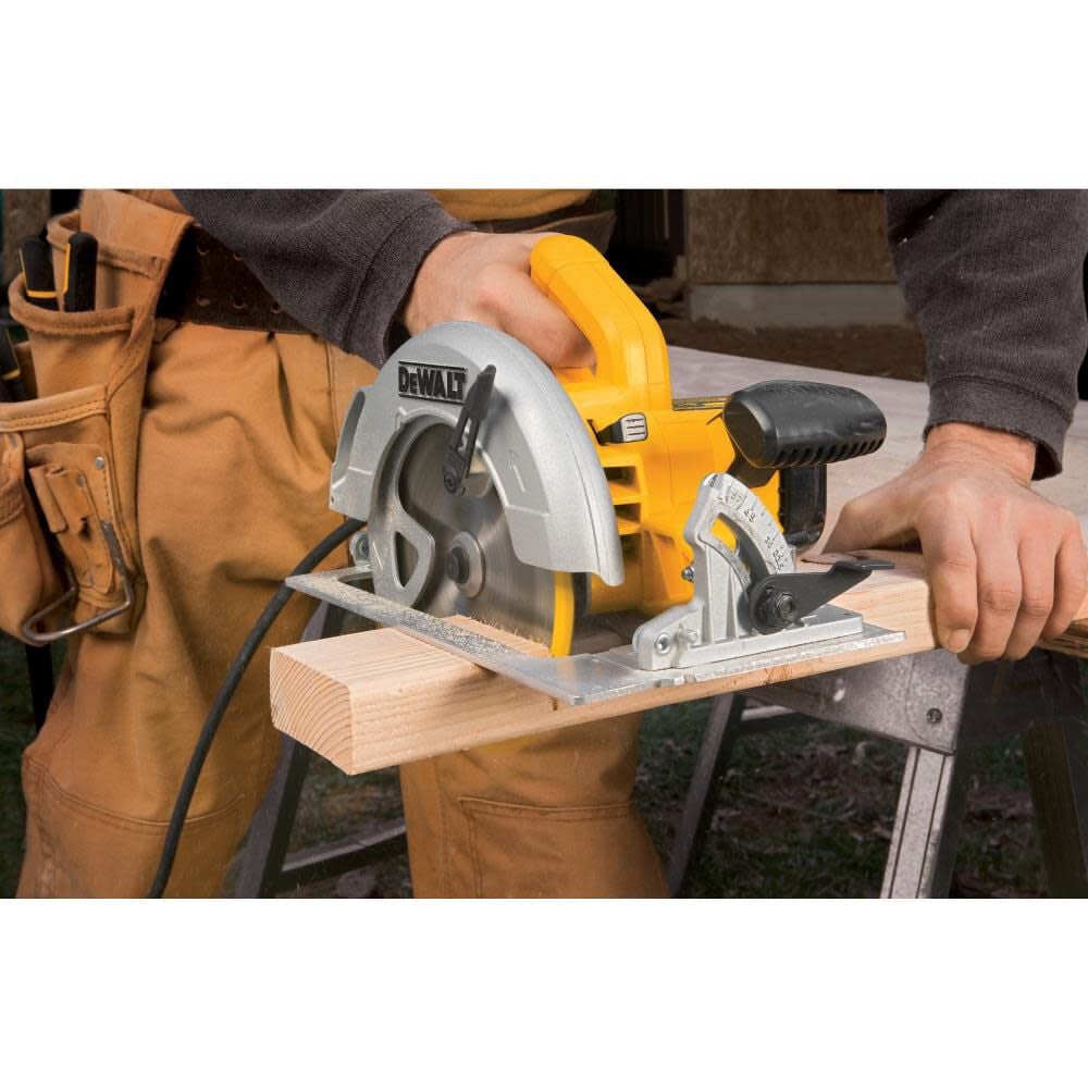 DEWALT DWE575 - 7-1/4" Lightweight Circular saw (DWE575) DWE575 from DEWALT