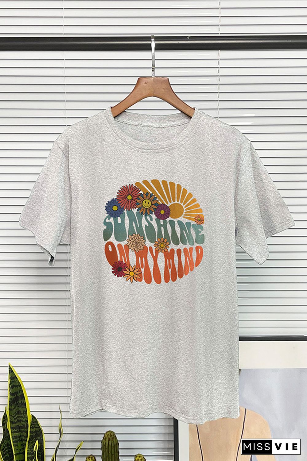 Vintage Sunshine Flower Graphic Tee