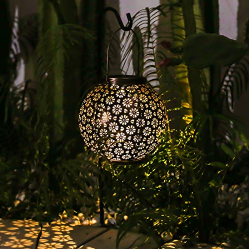 Large Solar Lantern Outdoor Hanging Lights Decorative Garden Lights Waterproof Metal Table Lamp for Garden， Yard， Tabletop， Patio， Lawn