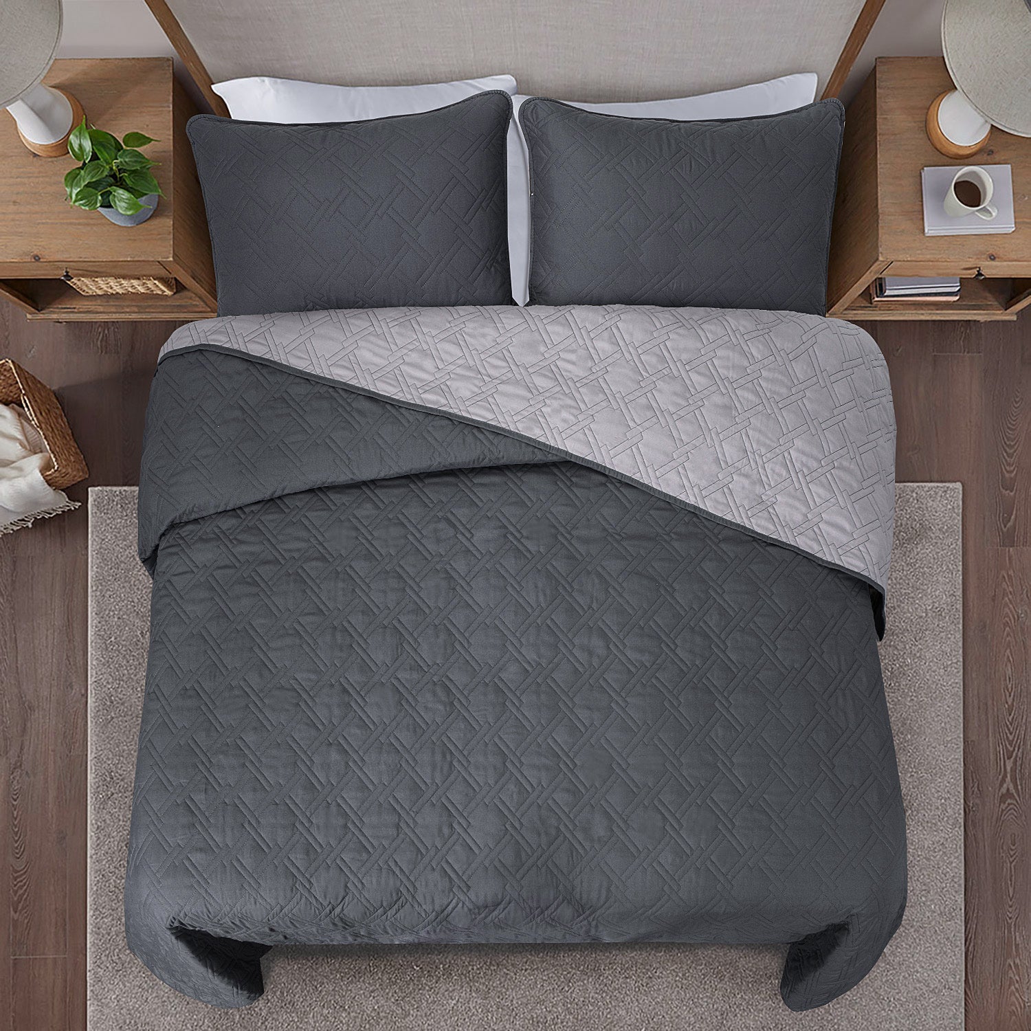 3 Piece Classic Diamond Pattern Reversible Oversized Bedspread Set-Karmen