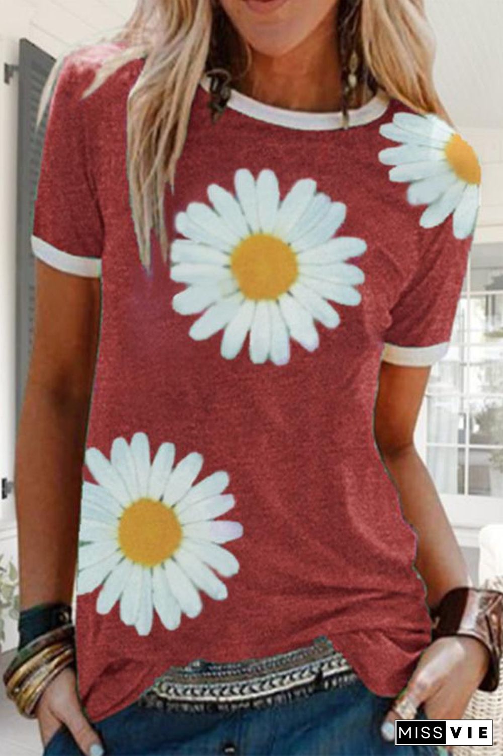 Stylish Flower Printed Round Neck T-shirt (5 Colors) P15659