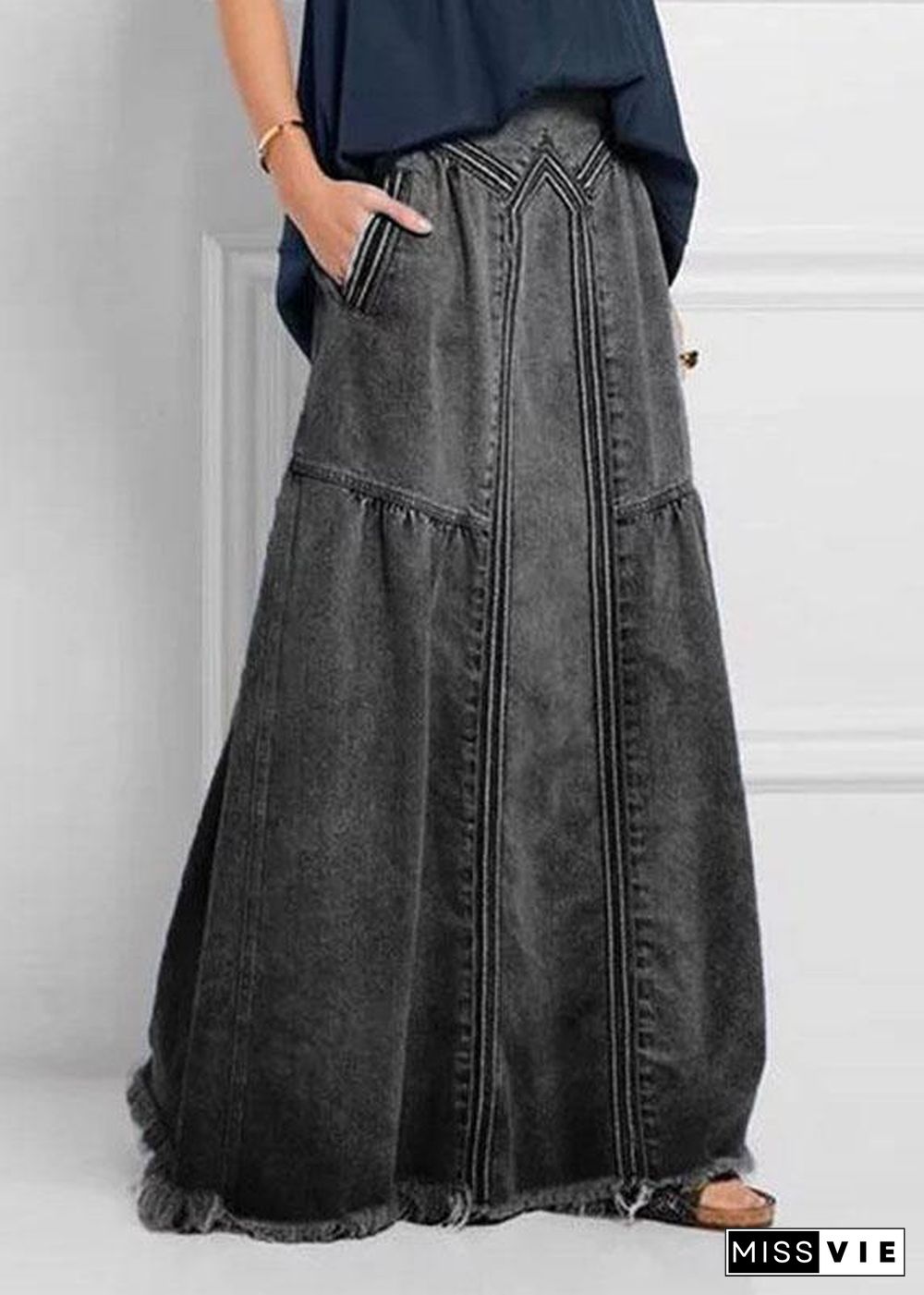 Women Distressed Solid Color Elastic Waist Loose Denim Skirt With Pocket