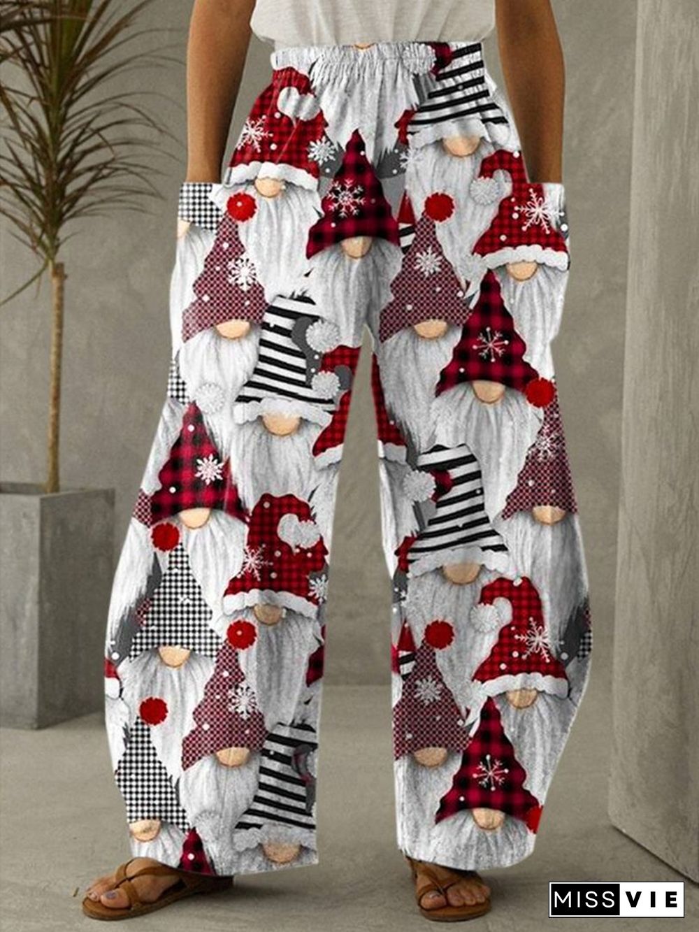 Christmas Gnomes Print Vintage Pants