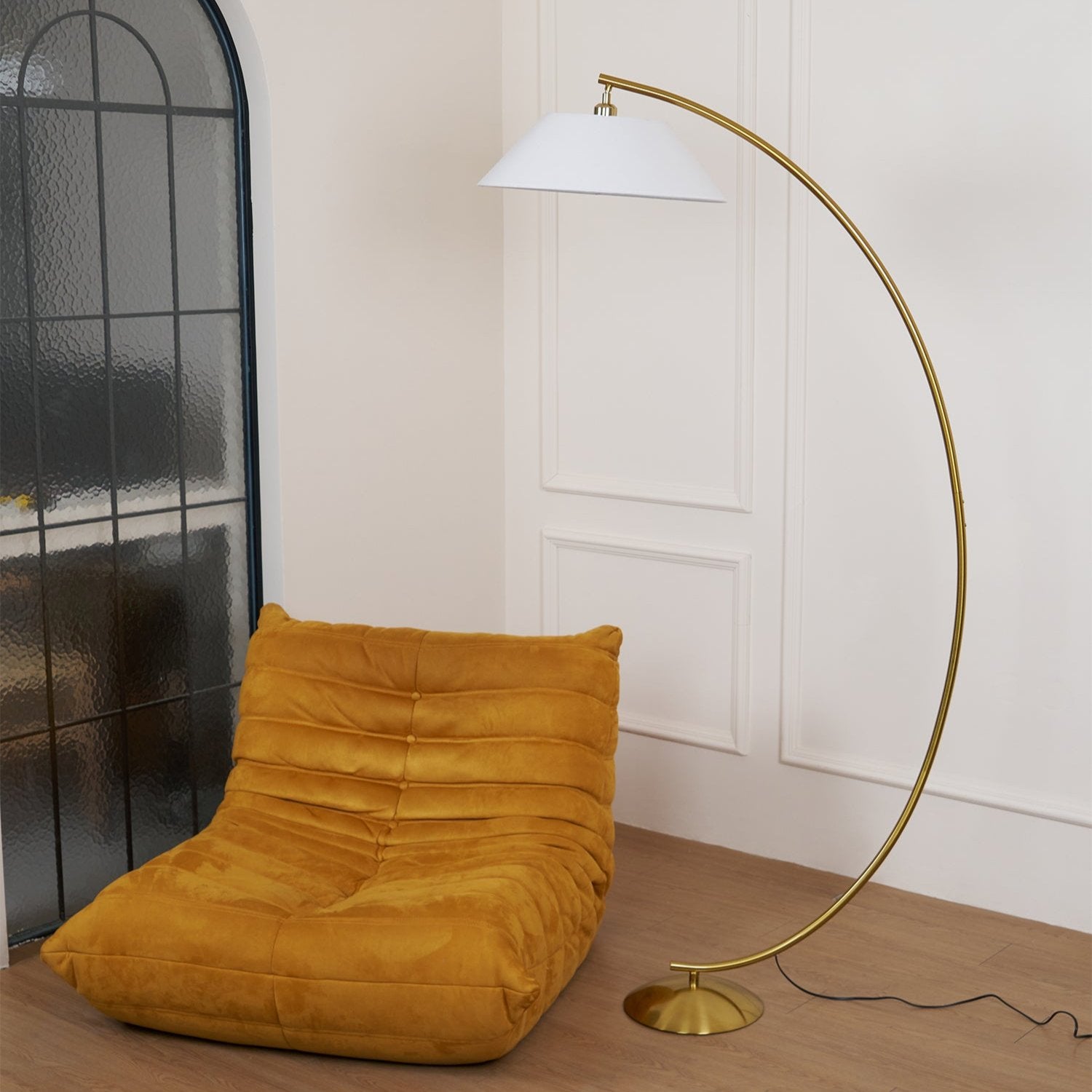 Circo Floor Lamp