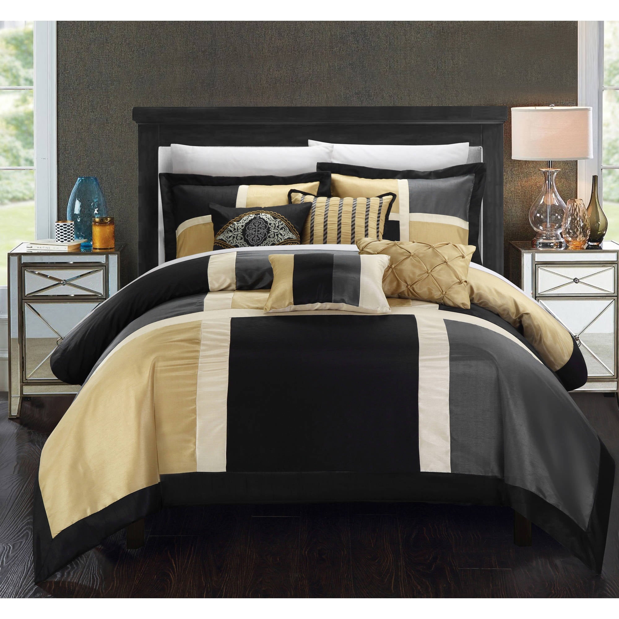 Chic Home Filomena 7-Piece Patchwork Comforter Set， King， Black