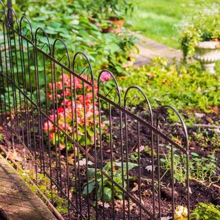 Gilbert  Bennett Yorkshire 39 in. Steel Garden Fence FB101-A