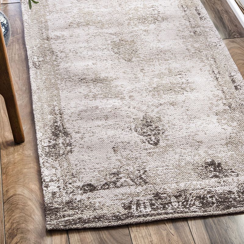 nuLOOM Shawanna Distressed Rug