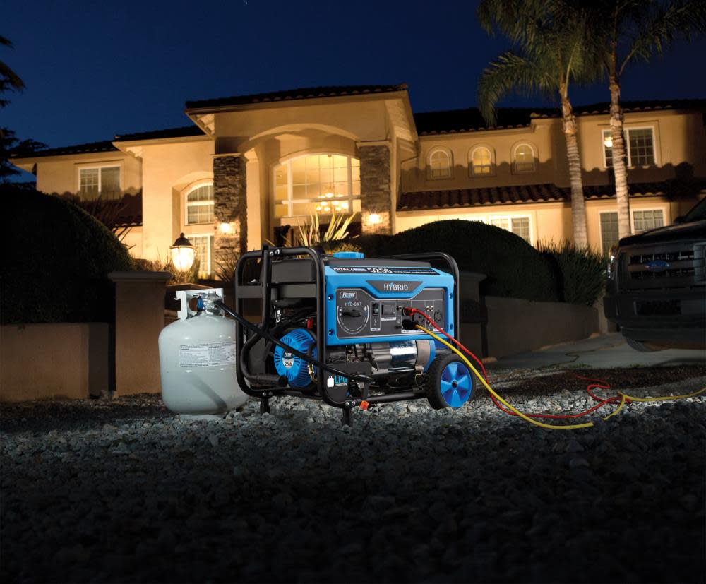 5250 Watt Dual Fuel Portable Generator ;