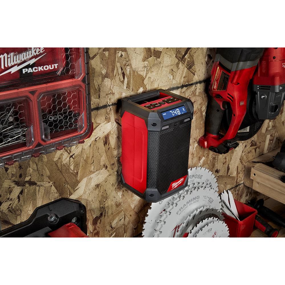 Milwaukee M12 Radio + Charger 2951-20 from Milwaukee