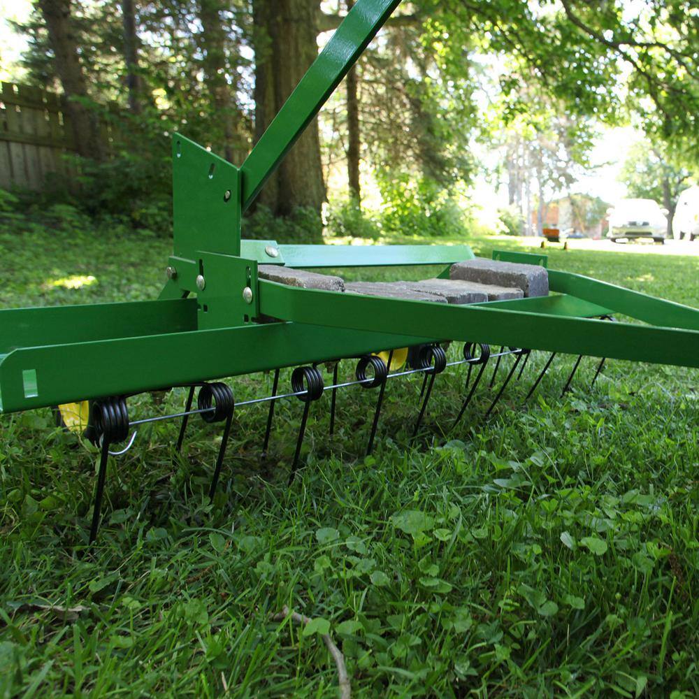 John Deere TA-40JD 40 in. Tow-Behind Thatcherator