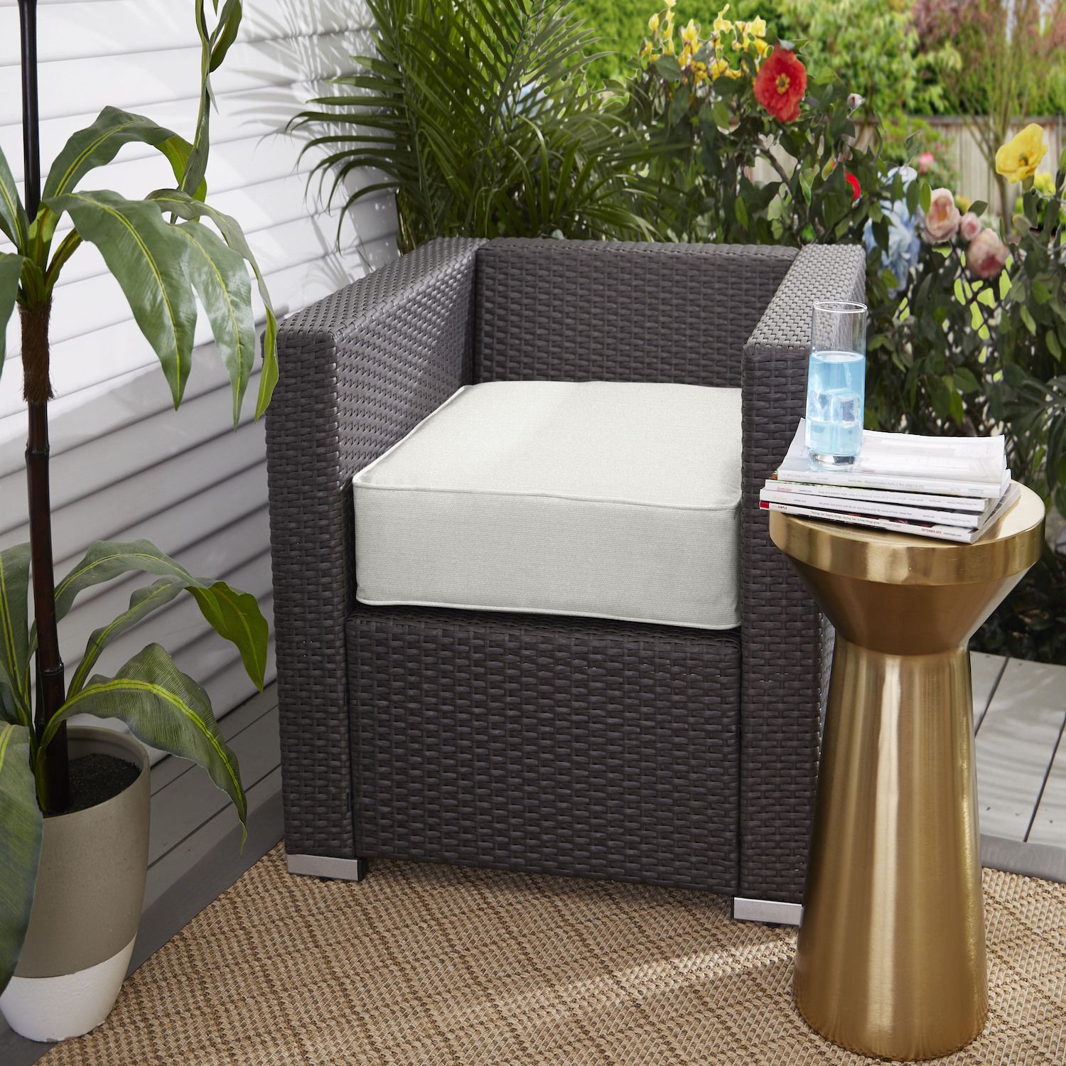 Sorra Home Rumor Snow Outdoor/Indoor Corded Chair Cushion - 22 x 22