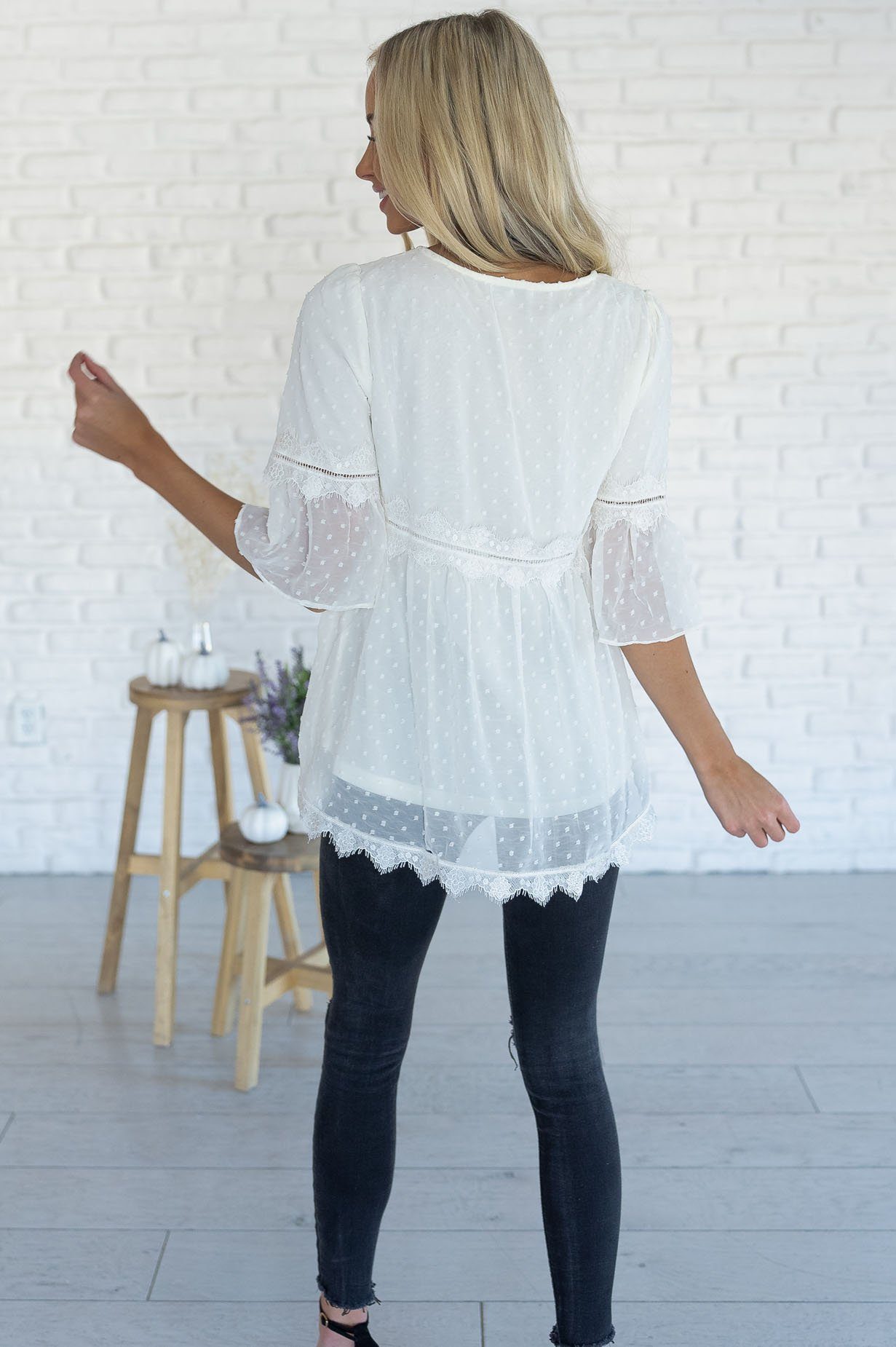 All About that Lace Blouse