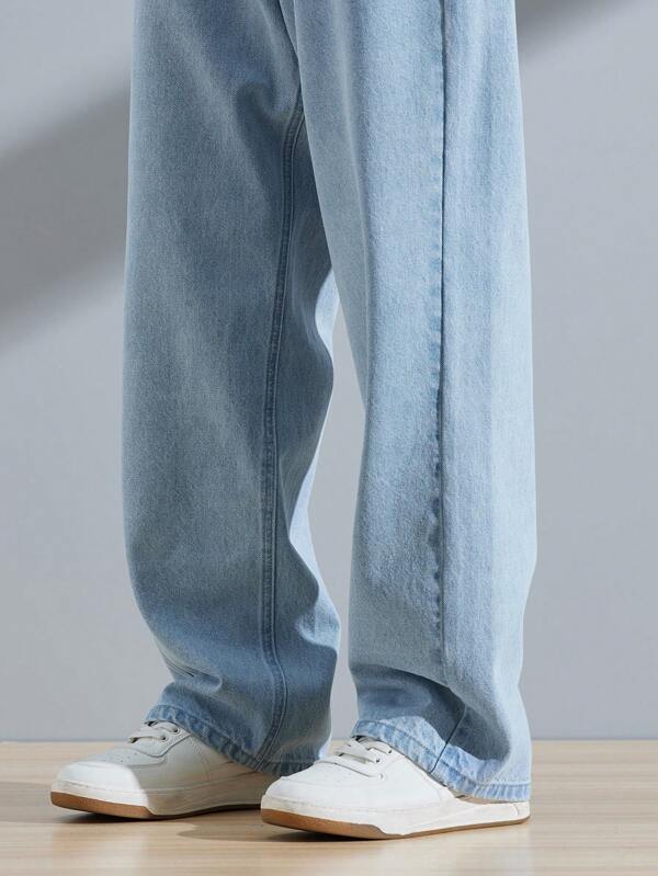Men Cotton Slant Pocket Loose Fit Jeans