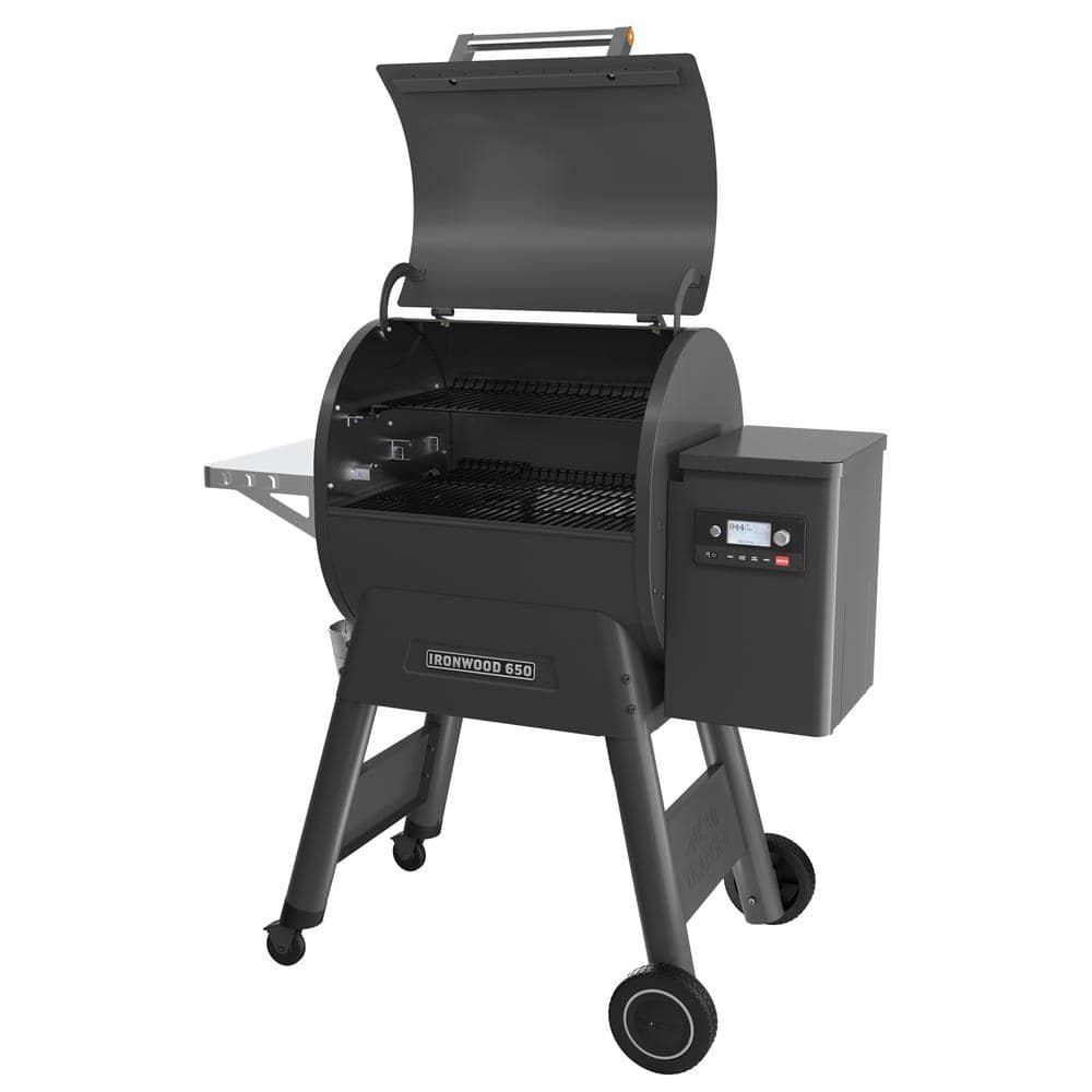 Traeger Ironwood 650 Wifi Pellet Grill and Smoker in Black TFB65BLF