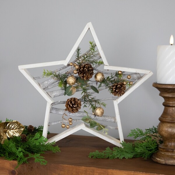 Pinecones and Berries Star Shaped Wooden Christmas Decoration