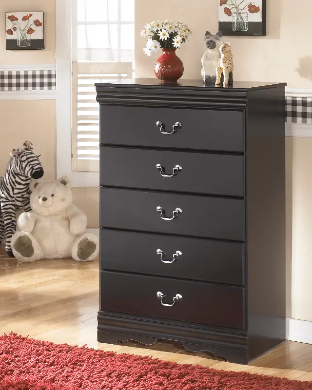 Huey Vineyard Black Chest of Drawers