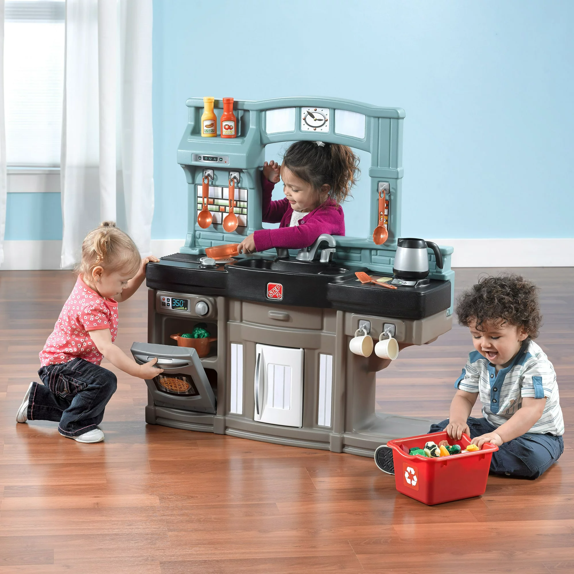 Step2 Best Chef's Kitchen Kids Play Kitchen Set