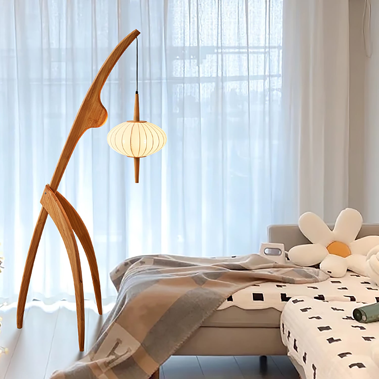 Mantis Wood Floor Lamp