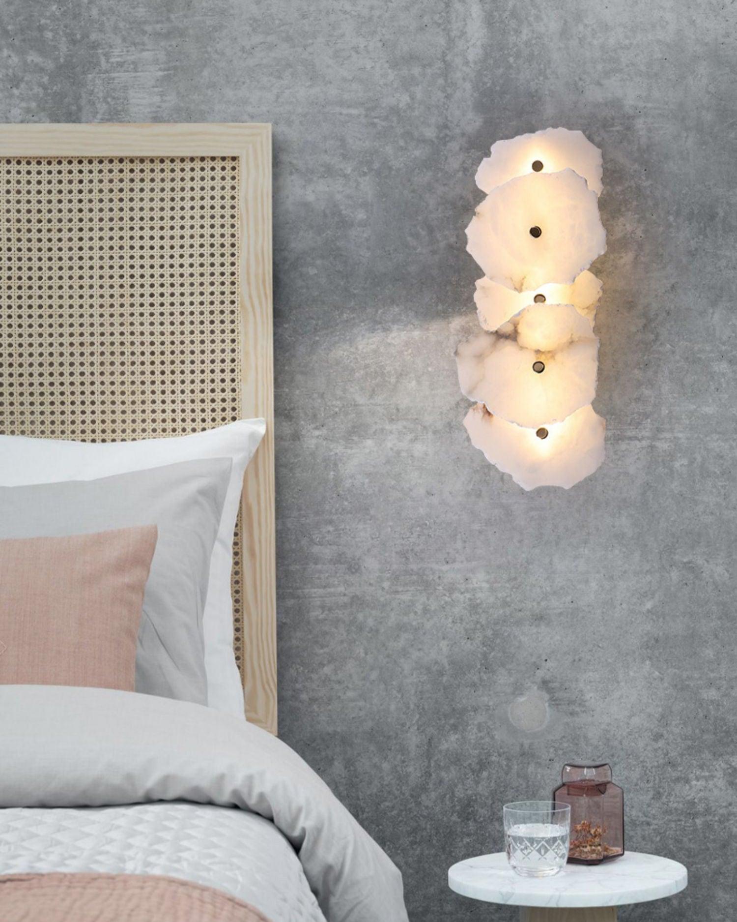 Petra Wall Lamp