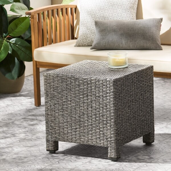 Clean Cube Shape Wicker Coffee Table