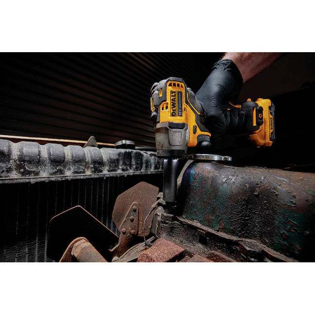 DEWALT DCF902F2 XTREME 12-volt Max Variable Speed Brushless 3/8-in Drive Cordless Impact Wrench (Battery Included)