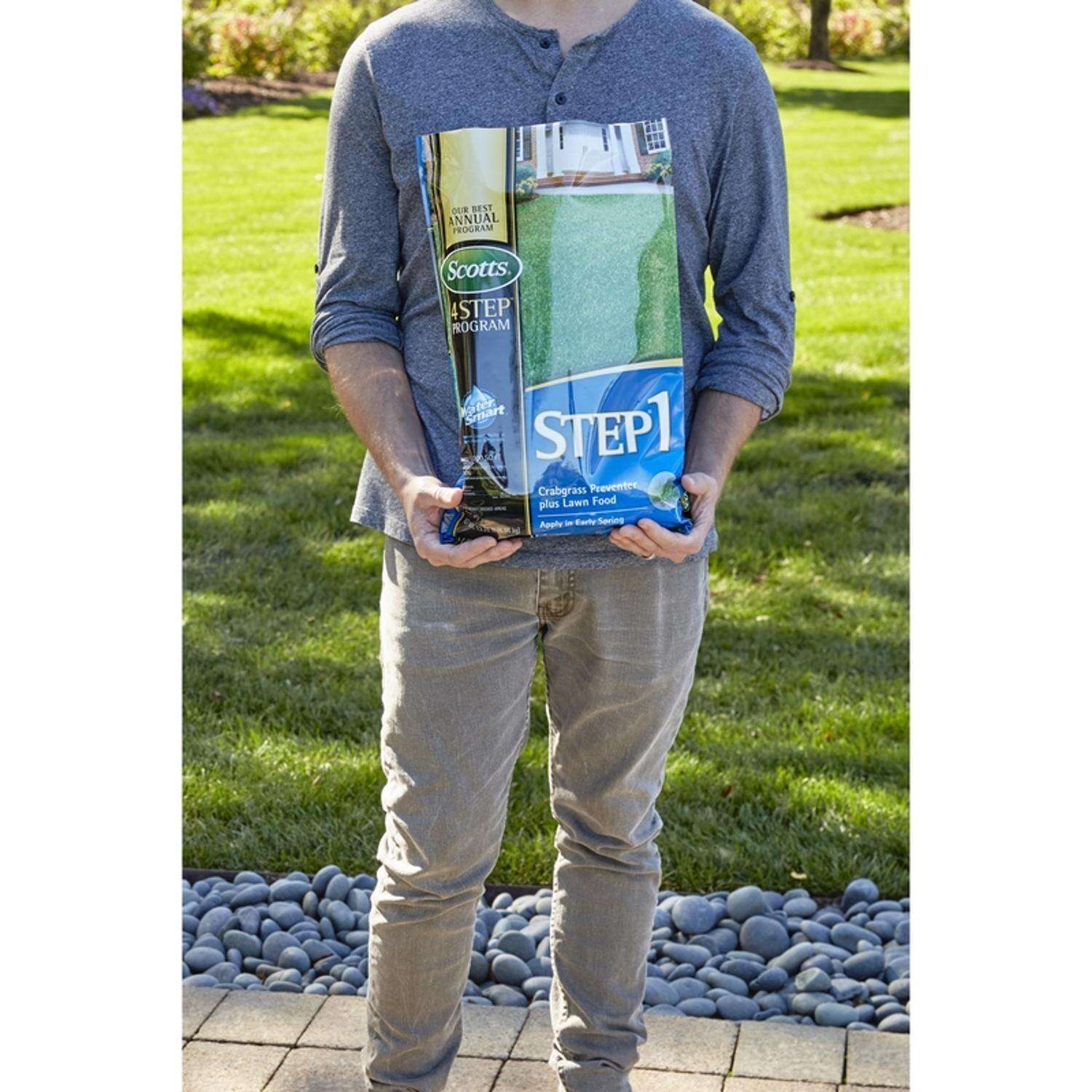 Scotts Step 1 Crabgrass Preventer Annual Program Lawn Fertilizer For Multiple Grass Types 5000 sq ft