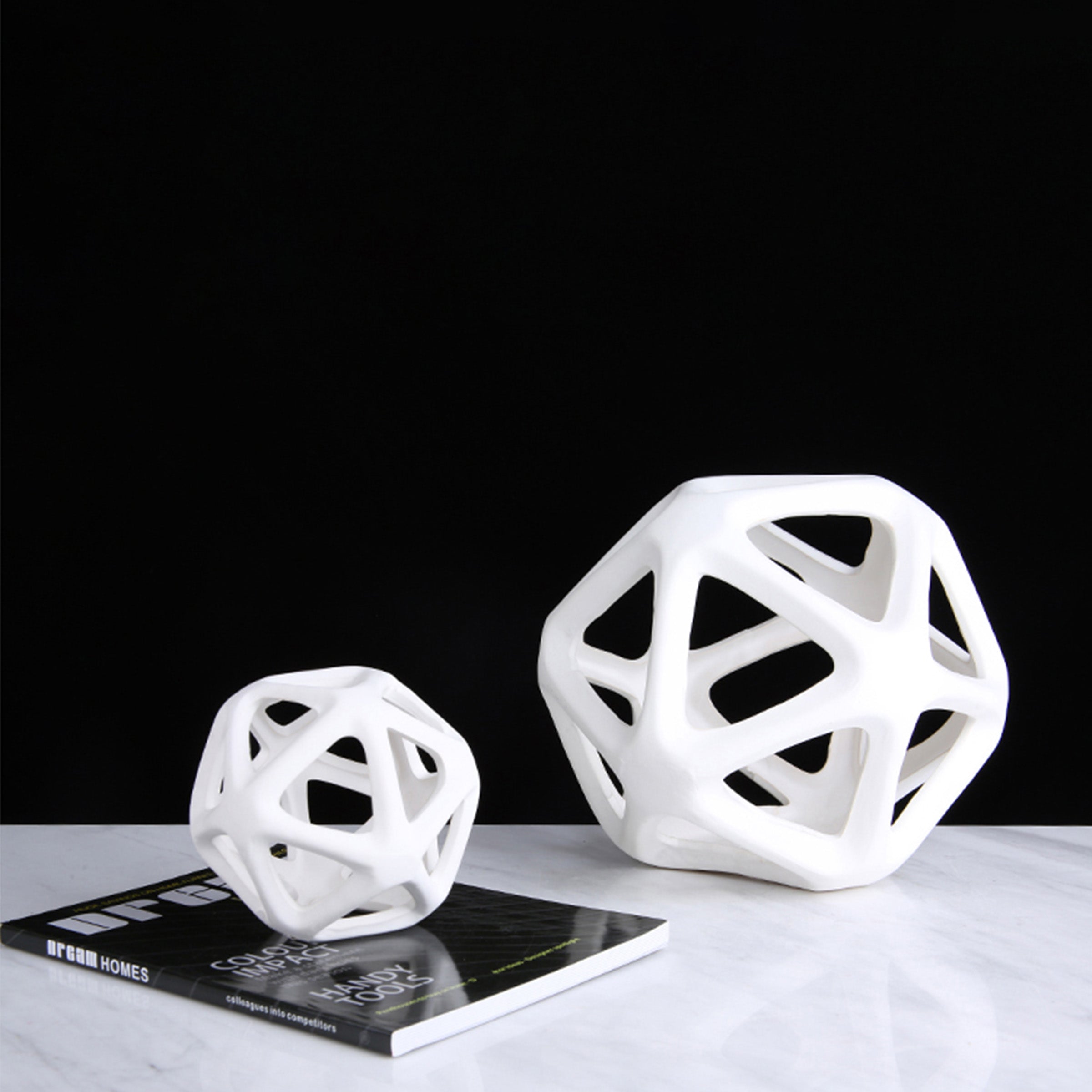 White Geometric Ceramic Ball Decoration-A Fa-D2114A