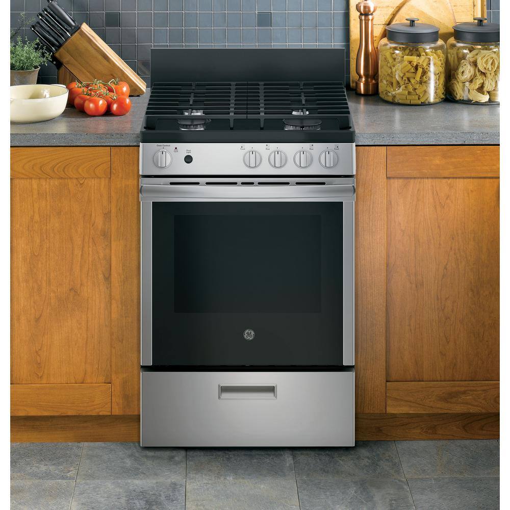 GE 24 in. 2.9 cu ft. Freestanding Gas Range in Stainless Steel JGAS640RMSS