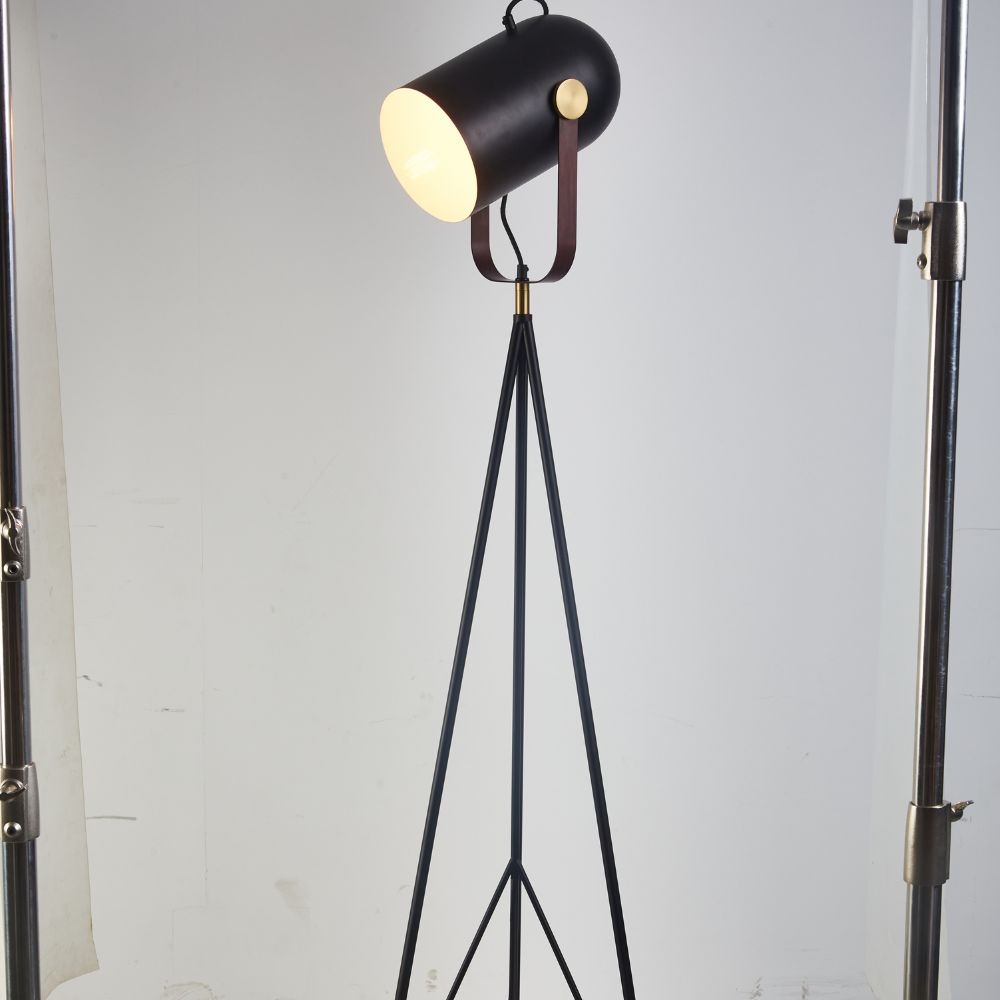 S-Class Black Floor Lamp Cy-Ltd-1006-B