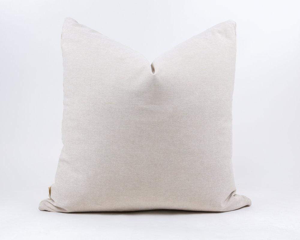 Ang Ivory Pillow