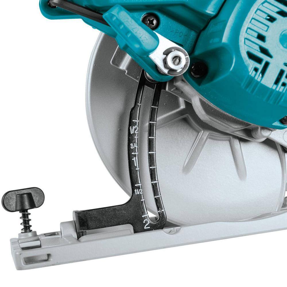 Makita 18V LXT Lithium-Ion Brushless Cordless 6-12 in. Circular Saw with Electric Brake and 24T Carbide Blade (Tool-Only) XSH03Z