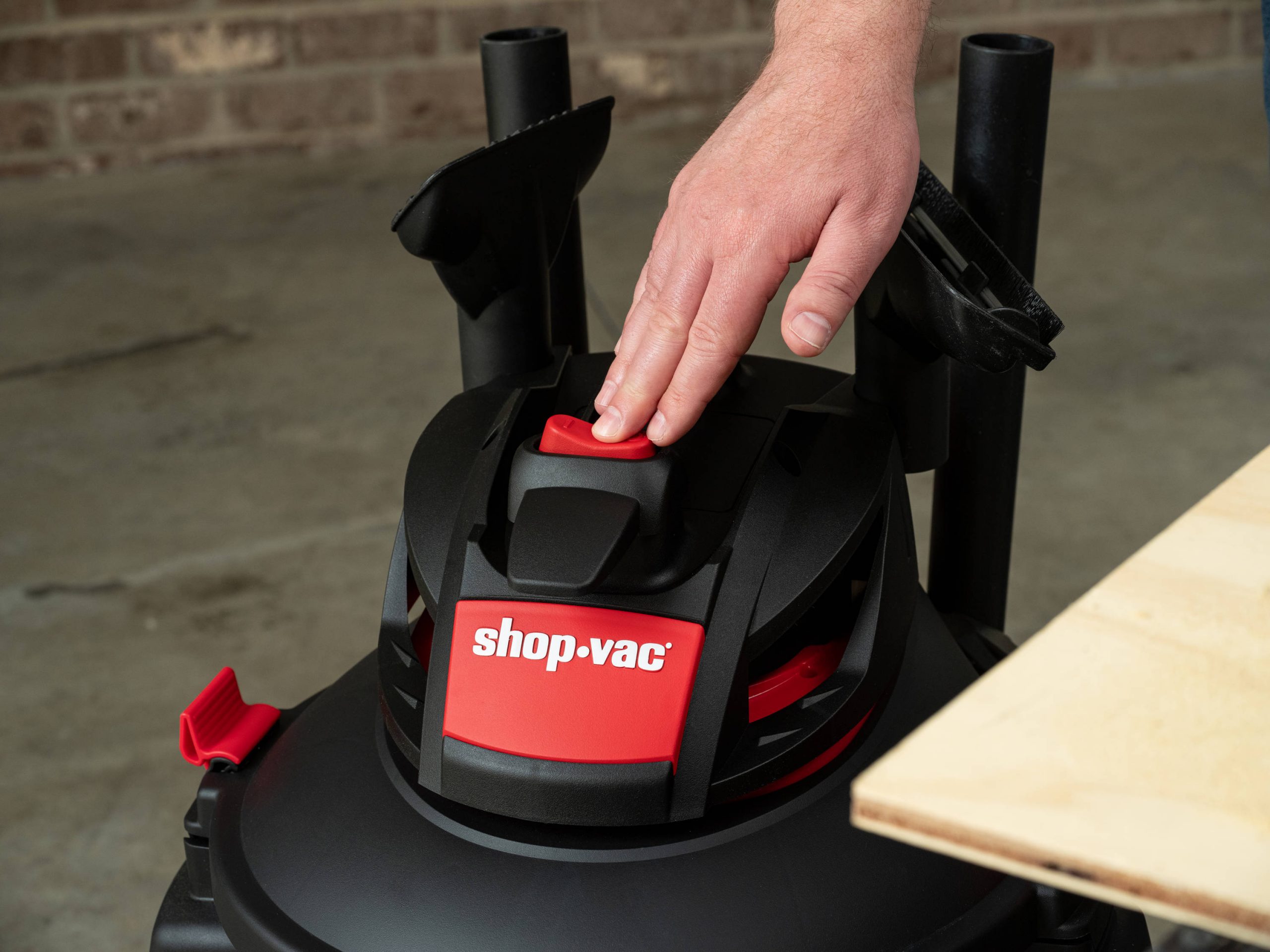 Shop-Vac 5801411 14-Gallon Corded Portable Wet/Dry Shop Vacuum