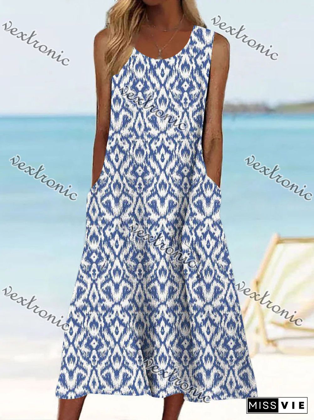 Women's Blue Sleeveless Scoop Neck Pockets Graphic Printed Midi Dress