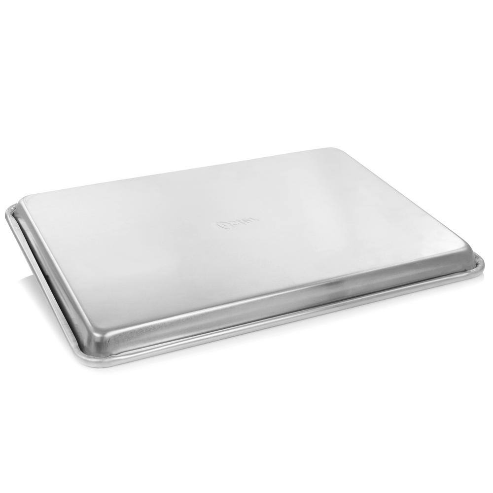 Oster 17 in. x 12 in. Baker's Glee Aluminum Cookie Sheet 985115190M