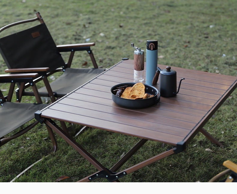 Ozark Trail Aluminum Roll-Top Camping Table， Dark Brown