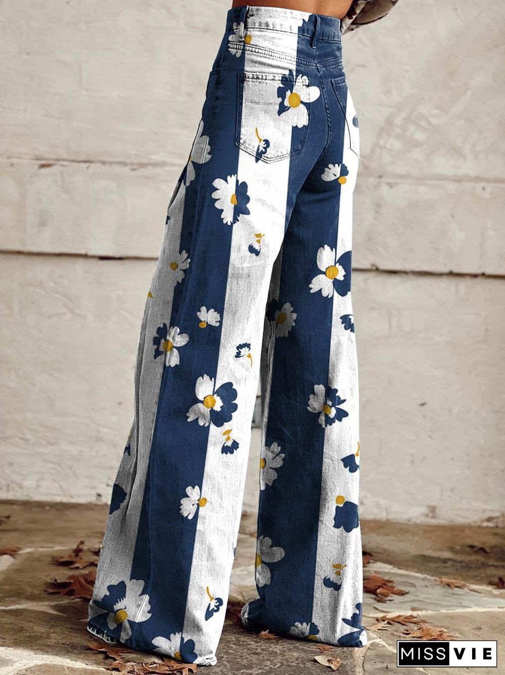 Women's Blue and White Flowers Print Casual Wide Leg Pants