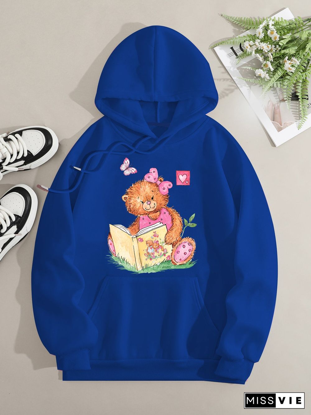 Printed on front Kangaroo Pocket Hoodie Long Sleeve for Women Pattern Pink Bear Reading