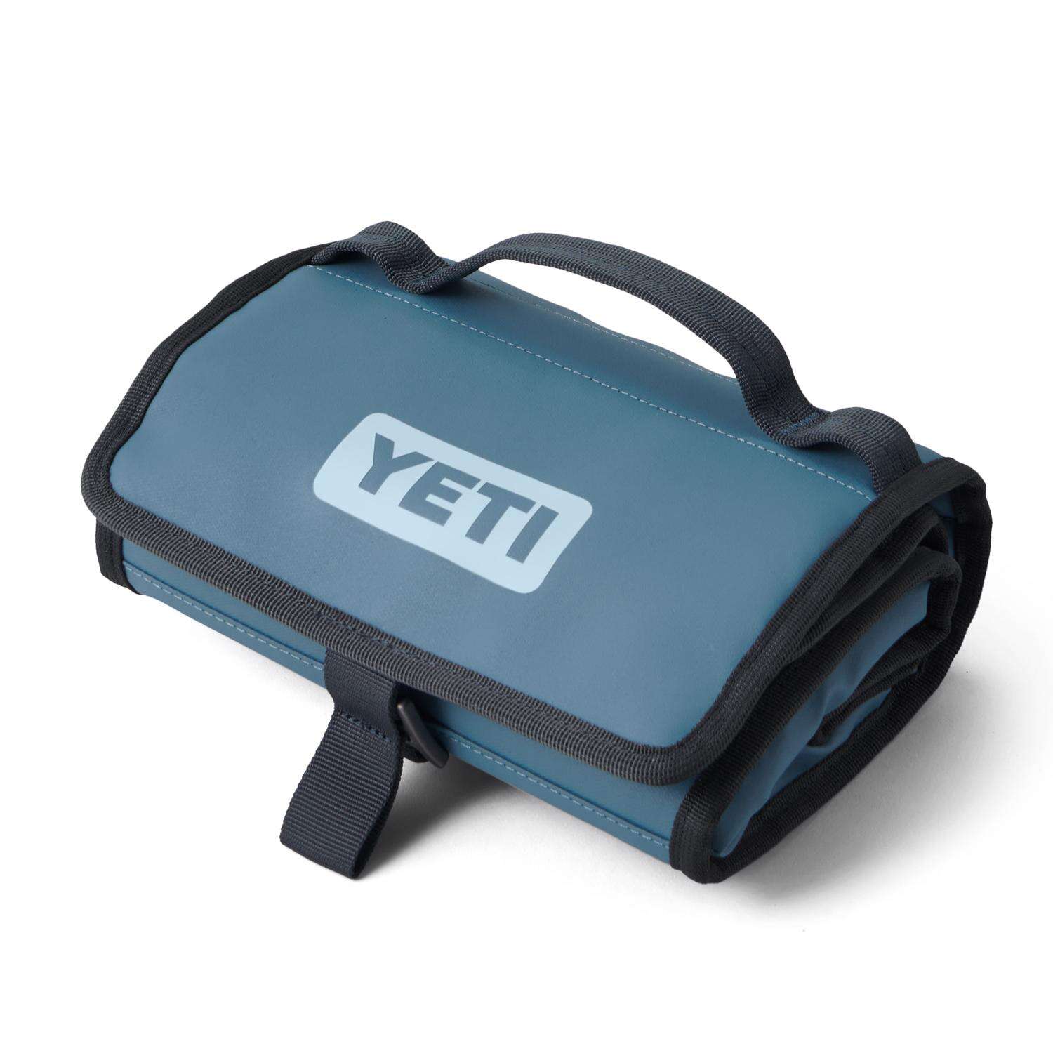 YETI Daytrip Nordic Blue 7 qt Lunch Bag Cooler