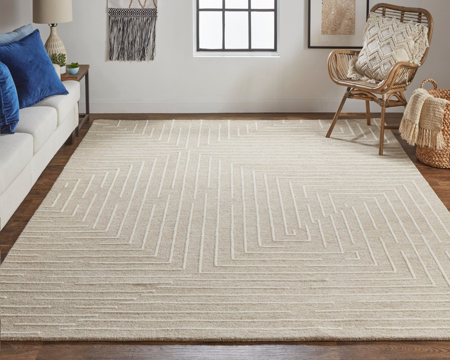 Fenner Hand Tufted Beige / Ivory Rug