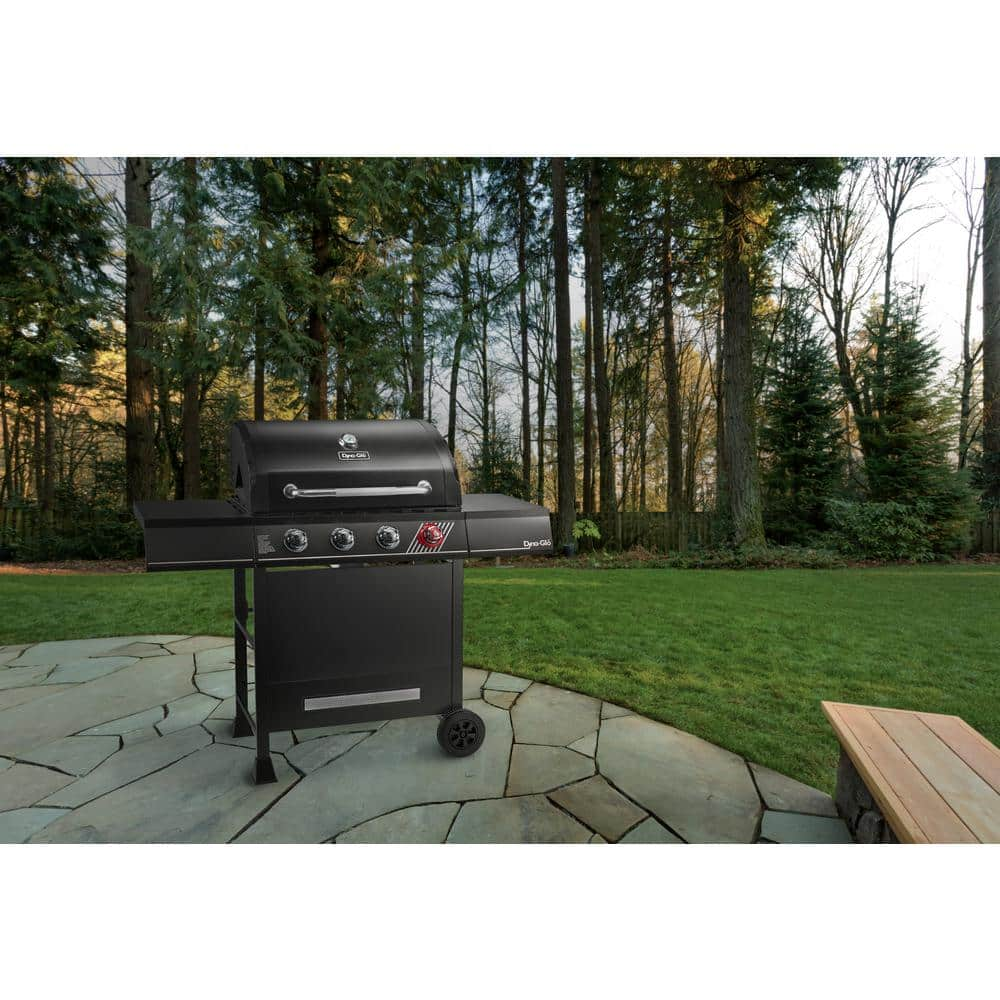 DynaGlo 4Burner Propane Gas Grill in Matte Black with TriVantage Multifunctional Cooking System