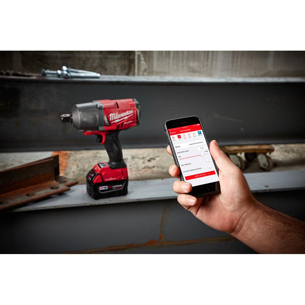 Milwaukee M18 FUEL with ONE-KEY High Torque Impact Wrench 3/4 in. Friction Ring 2864-20 from Milwaukee